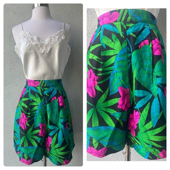 Alyssa Carr Pants - Vintage 90s Alyssa Carr Tropical Floral Polyester Shorts Sz M